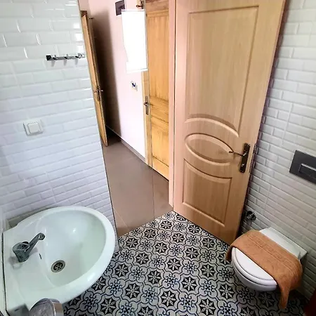 Ressa Apartment *